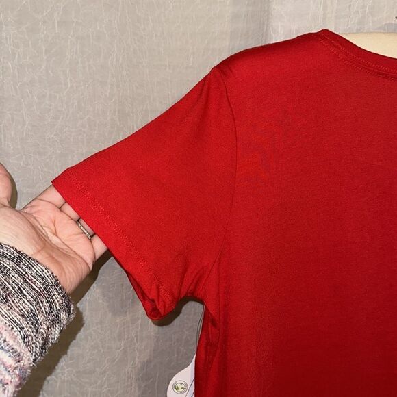 HT L Red White Logo “Believe” Santa Christmas Hat over B Short Sleeve Tee - Picture 8 of 11